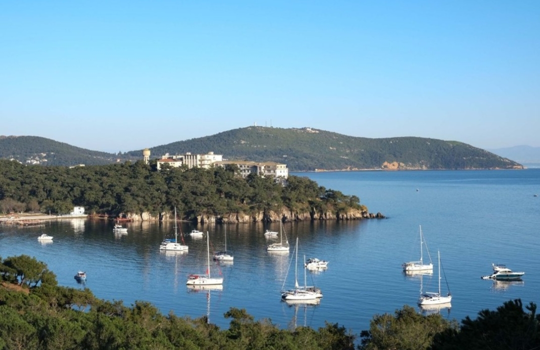 BAYRAMDA HEYBELİADA DOĞA YÜRÜYÜŞÜ