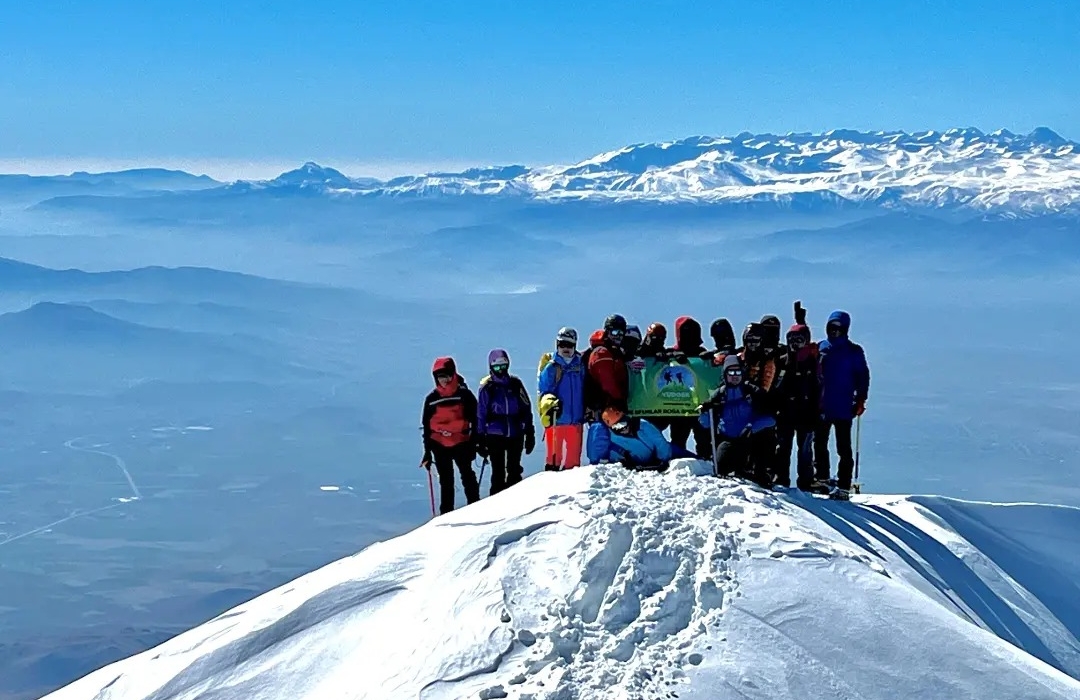 ERCİYES DAĞI KIŞ ZİRVE (3917 mt) TIRMANIŞ ETKİNLİĞİ