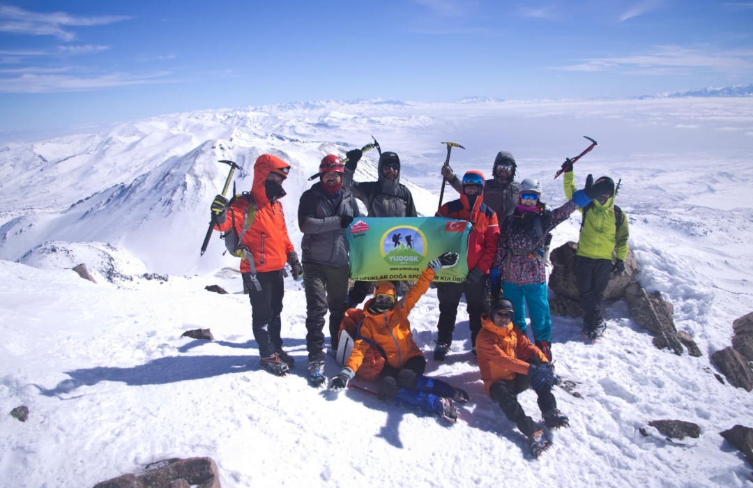 HASAN DAĞI (3268 mt) ZİRVE  ETKİNLİĞİ